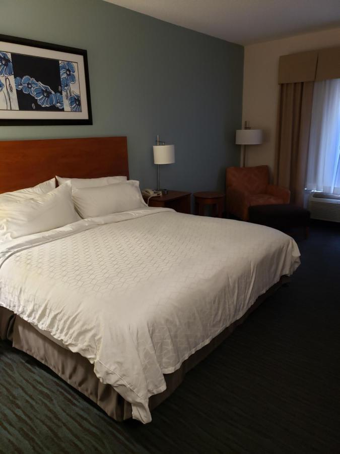 Holiday Inn Express Richmond-Brandermill-Hull Street By Ihg Экстерьер фото