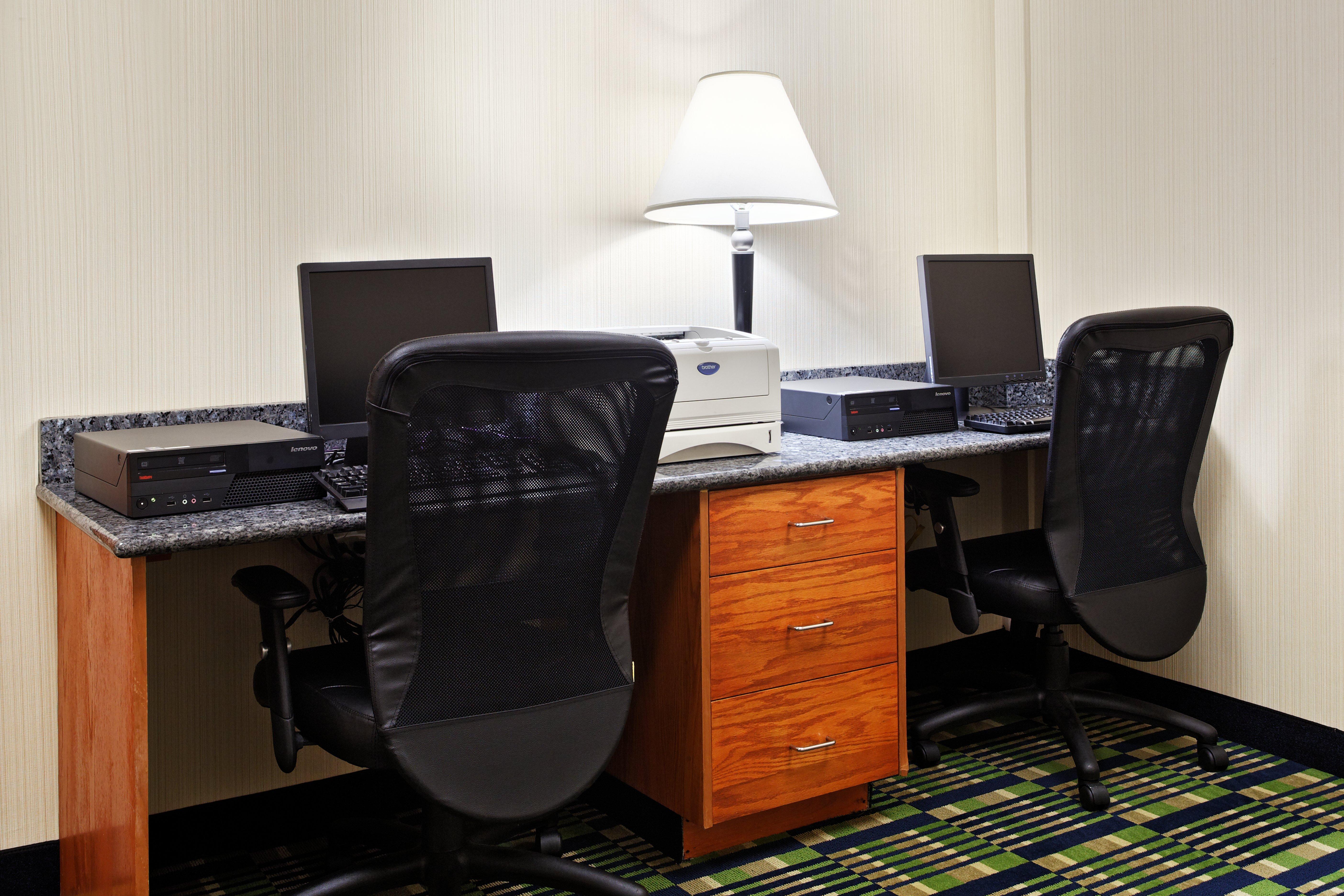 Holiday Inn Express Richmond-Brandermill-Hull Street By Ihg Экстерьер фото